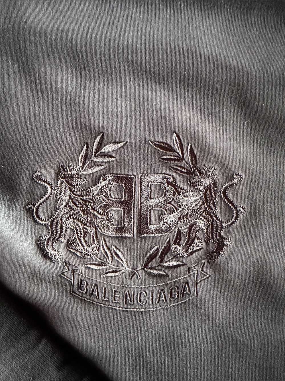 Balenciaga Men's Navy Embroidered Crest Crewneck Sweater - Picture 2 of 4